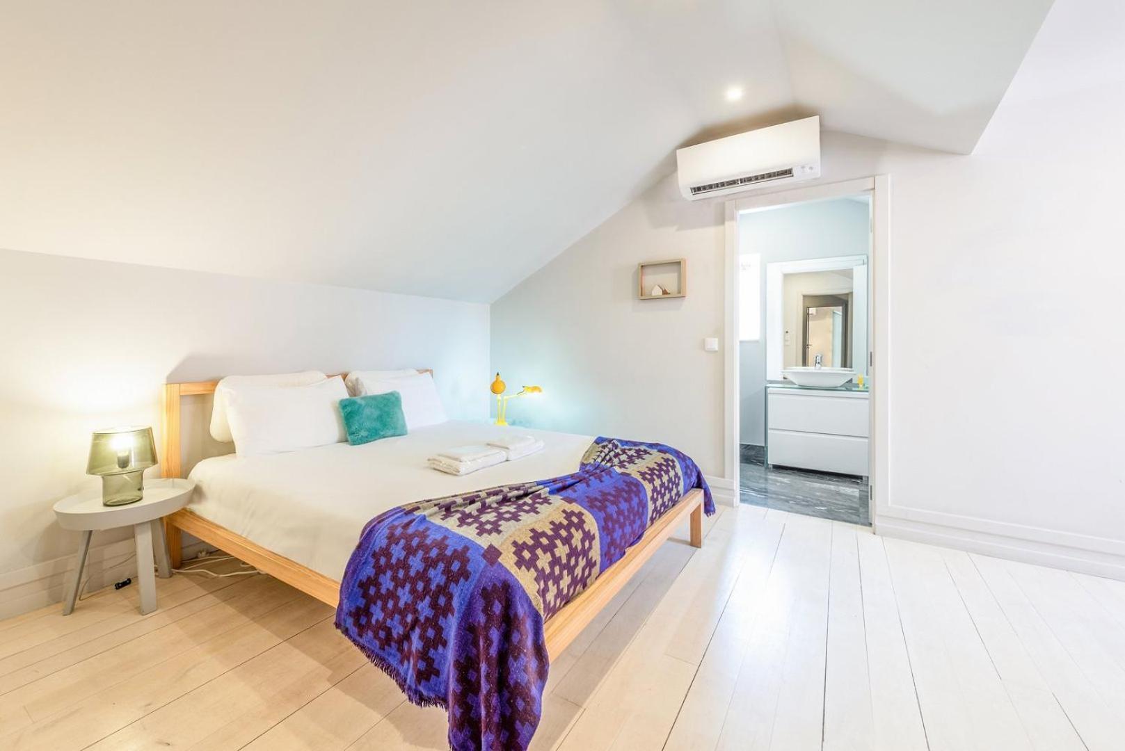 Guestready - Newly Renovated Chiado Haven Apartment Lisbon Exterior photo